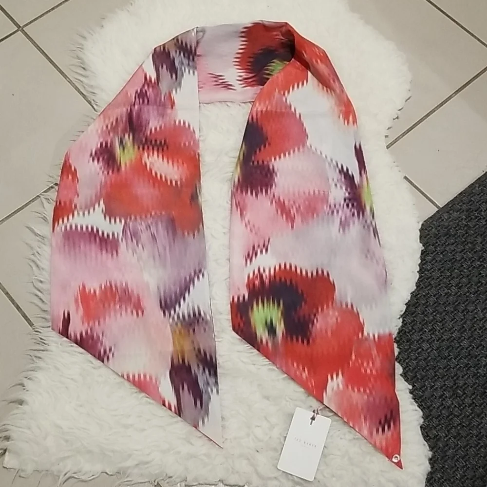 💕TED BAKER💕 Evonna Expressive Pansy Skinny Scarf